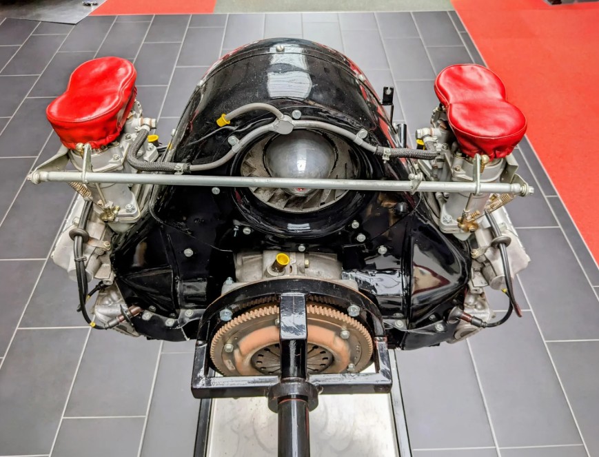 Porsche Furhmann Four-Cam Engine