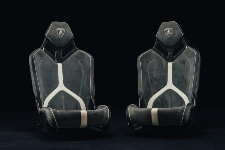 Lamborghini Aventador Carbon-Fiber Seats