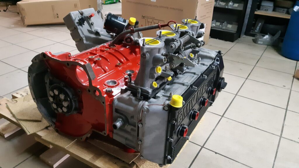 BMW S14 2L Engine