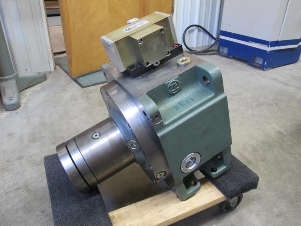 (1) ZF PLANETARY GEAR BOX TYPE: 2K250 ~NEW SURPLUS~