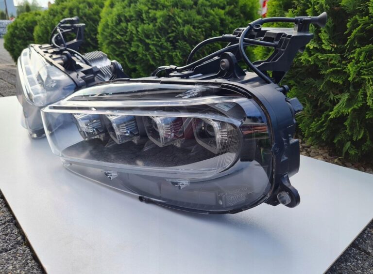 Bugatti Chiron Headlight 5B4941035/6C