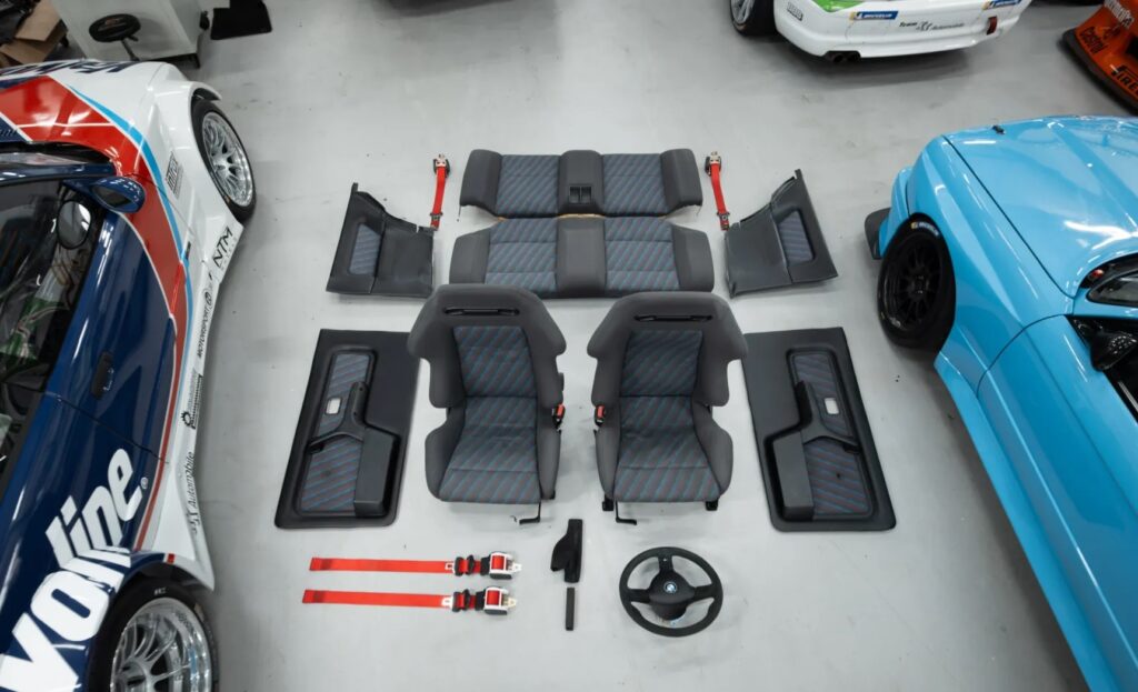 BMW M3 E30 Sport Evolution interior