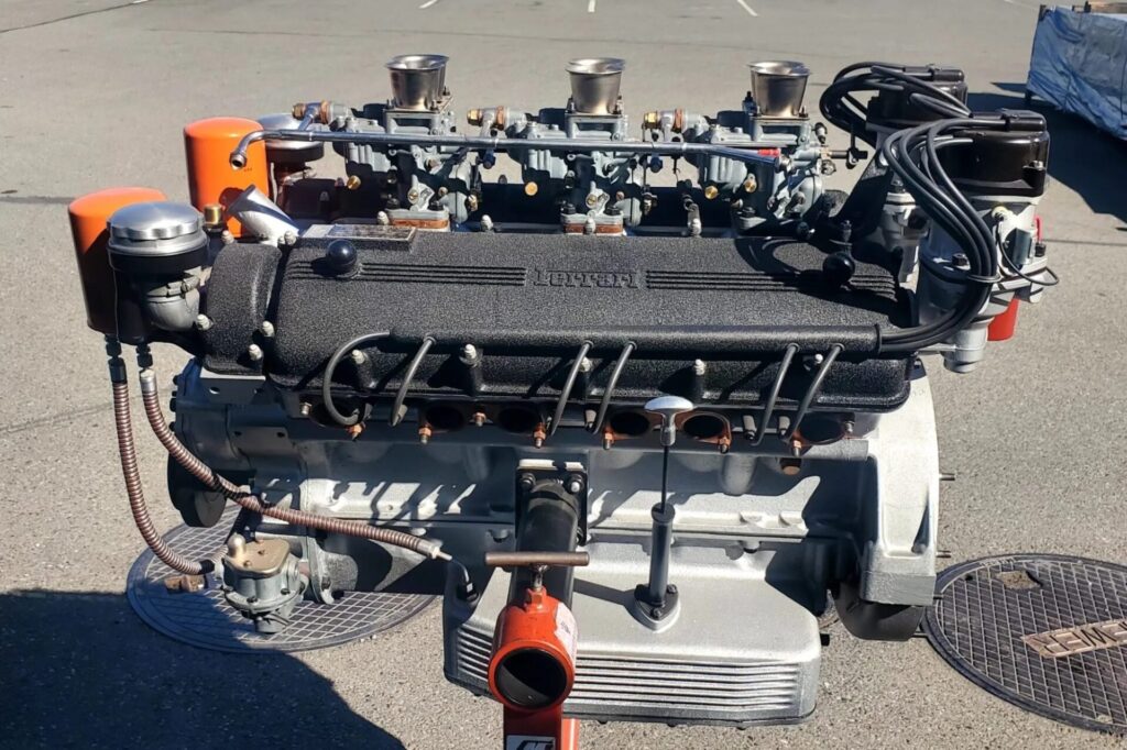 Ferrari 330 GT 2+2 4.0-Liter Colombo V12 Engine